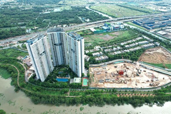 Căn hộ Palm Heights với địa thế 3 mặt giáp sông